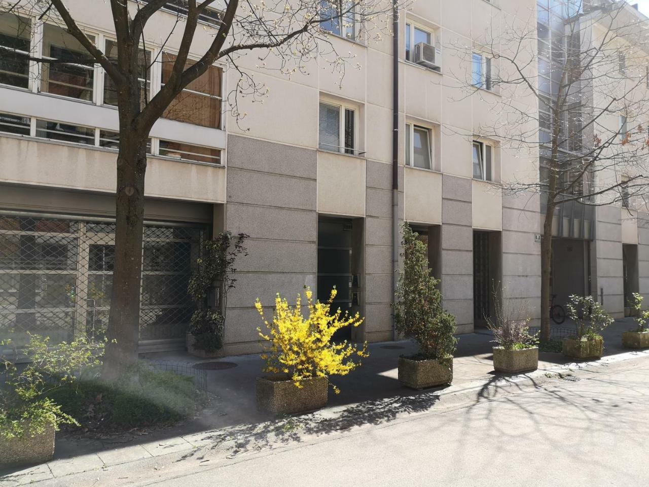 Slomskova Liubliana Exterior foto